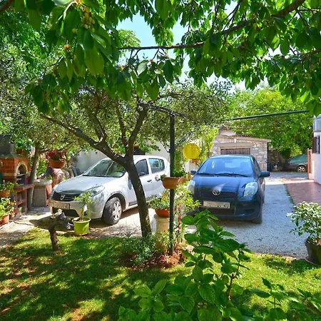 Fuer 4 Personen Ca 50 Qm In Porec, Istrien Istrische Riviera *